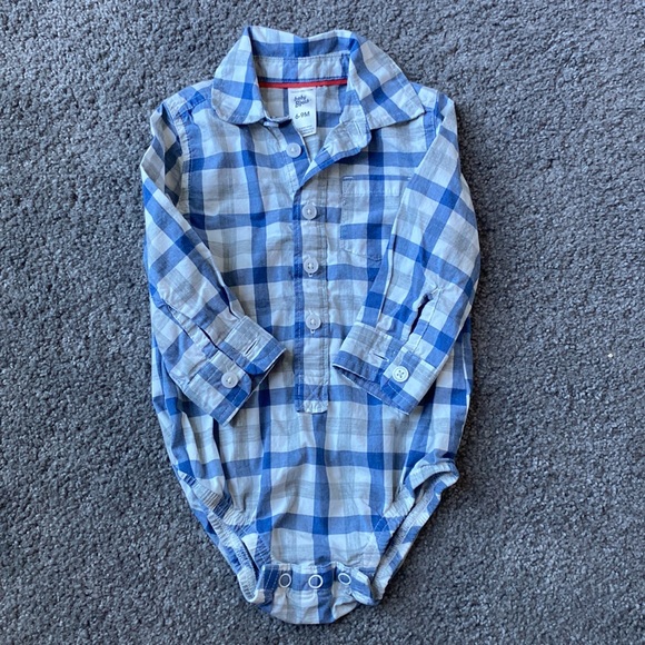 6-9 month Oshkosh boys outfit - Picture 3 of 5